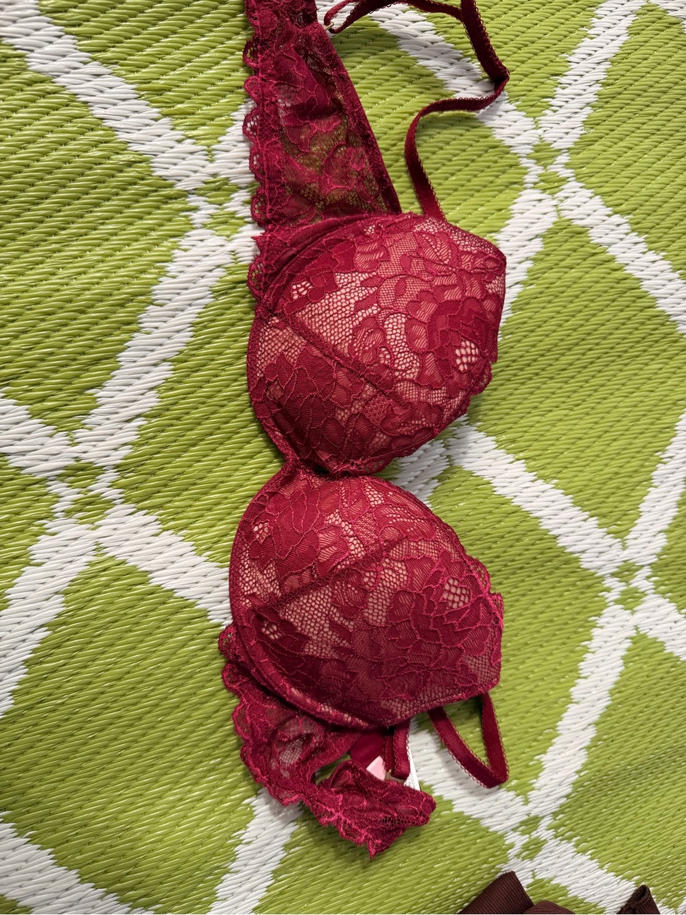 Victoria's Secret Burgundy Lace Push-Up Bra